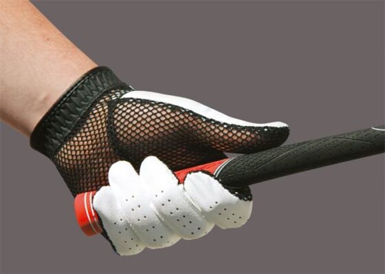 Magic Net Glove: Ein Golfhandschuh wie eine Schneekette
