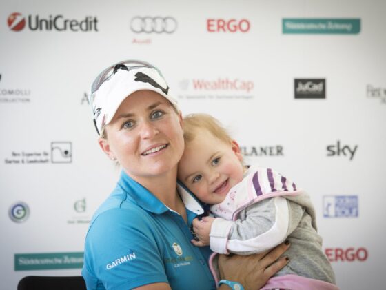 Martina Eberl mit ihrer kleinen Tochter