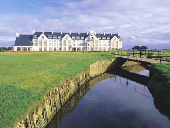 Carnoustie Championship Golf Hotel -