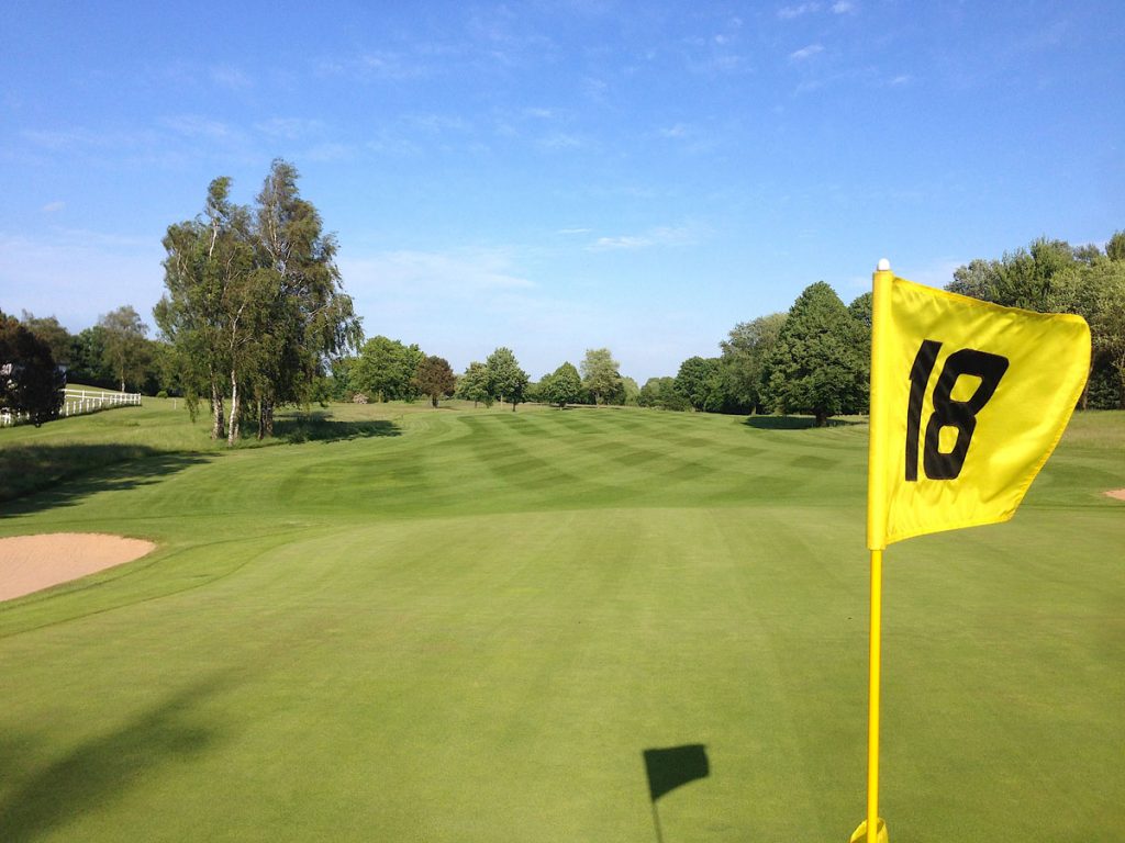 Golfen mit einer Fernmitgliedschaft