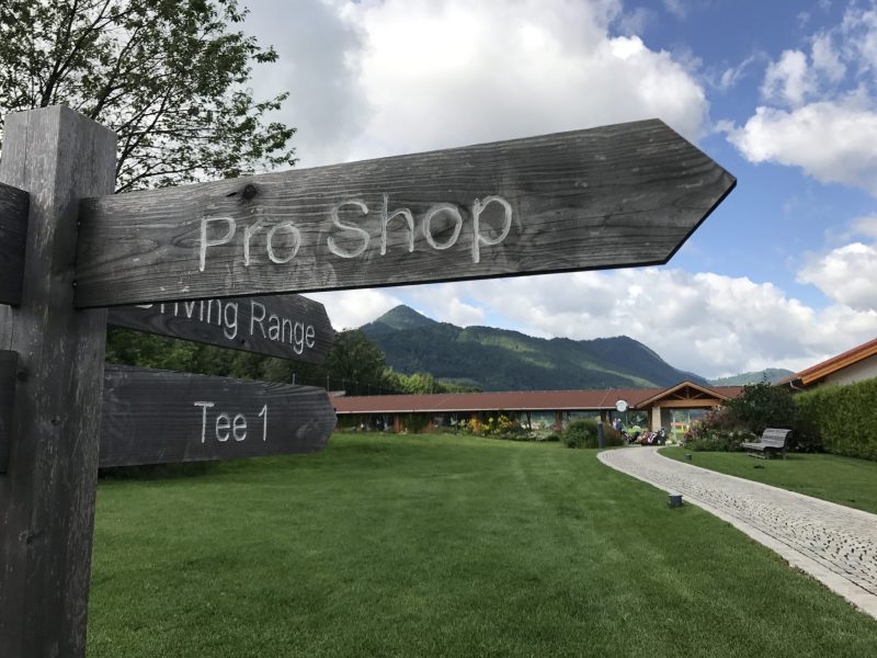 golf resort achental8 -