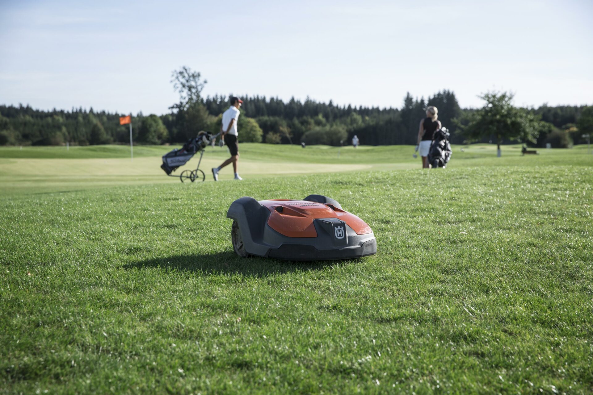 Mähroboter für den Golfplatz