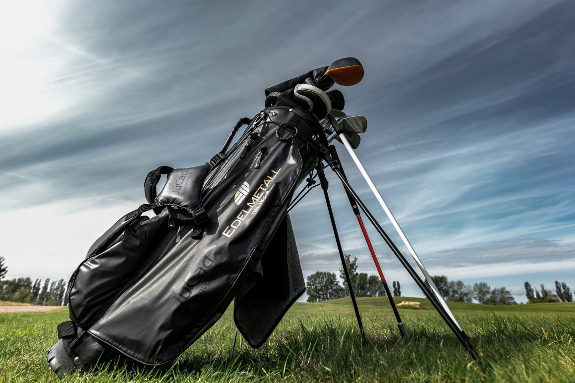 Golfbag und Golftrolley