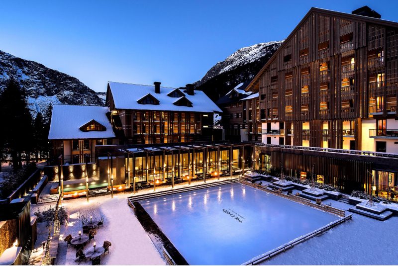 The Chedi Andermatt Dining The Courtyard The Ice Rink with Logo -