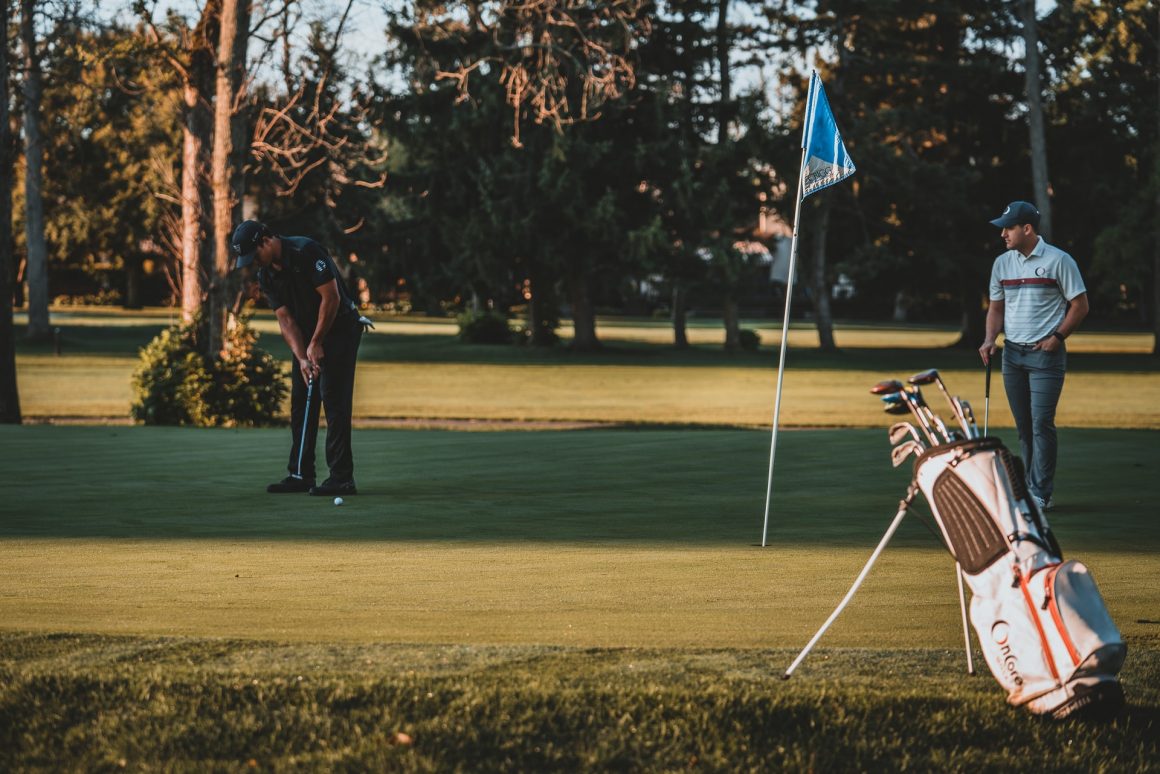 Golfer bei einem Golfturnier