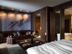 Urlaub in Andermatt: Golf, Ski und viel Freiheit Chedi Rooms Deluxe Room -