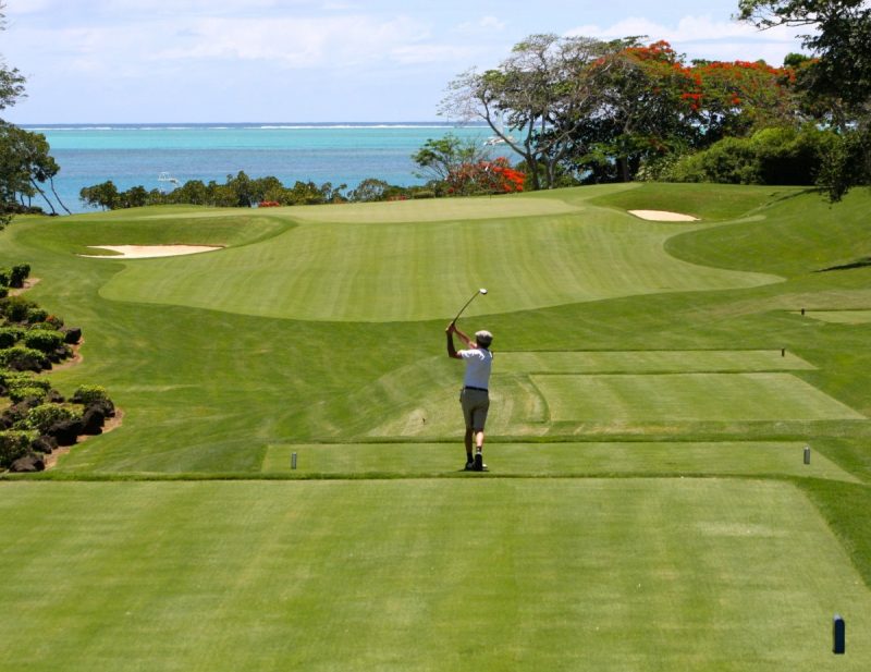 Golfer am Meer