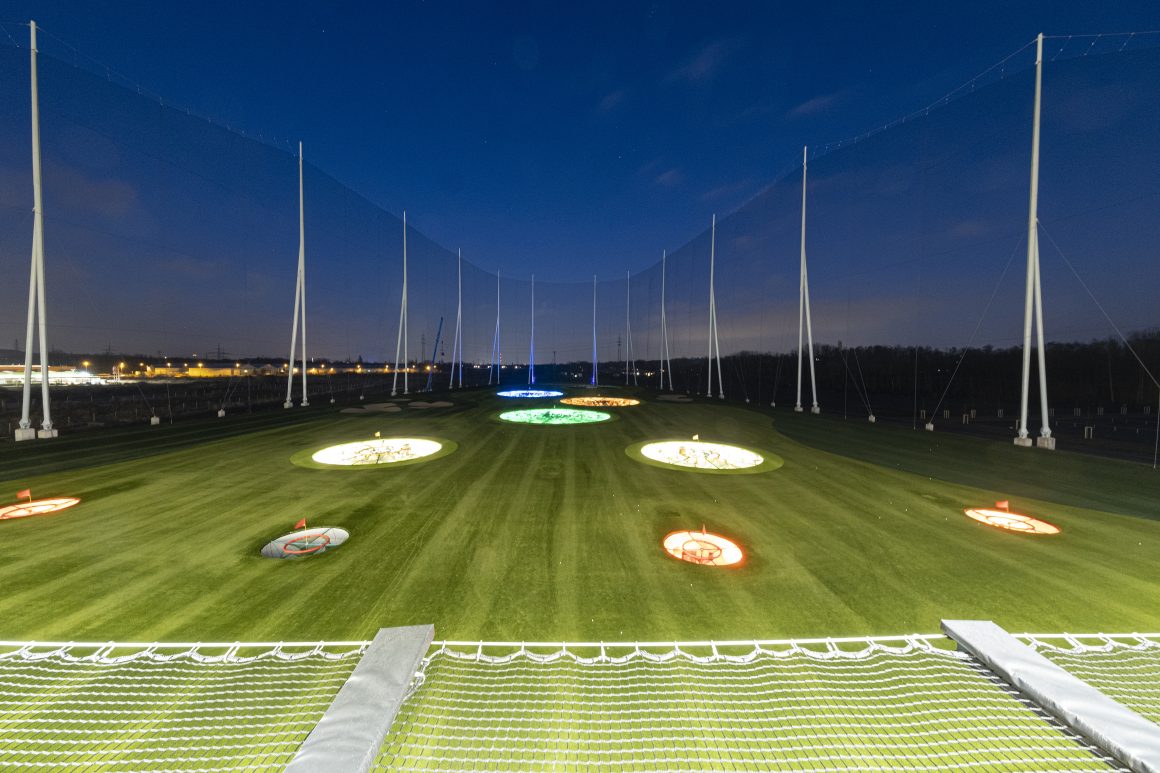 topgolf anlage range nacht -