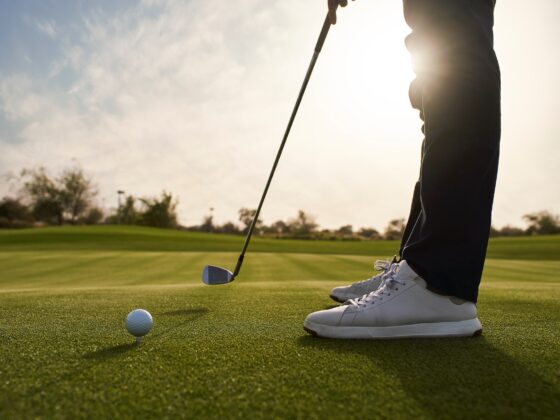 Abschlag im Doha Golf Club