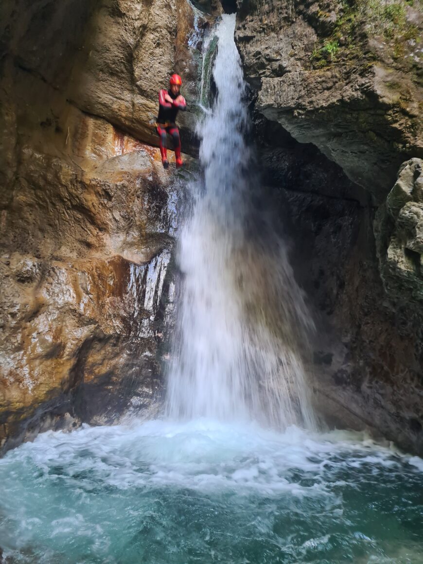 Auch Canyoning gibt es im Kaiserwinkl