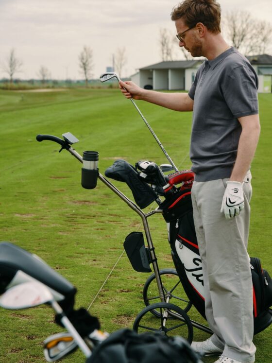 @FIDLOCK Golf Trolley mit VACUUM -